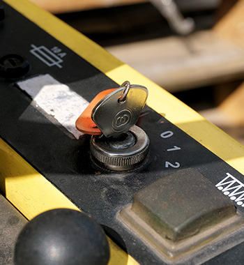 alders-branchen-industrie-schluesselschalter