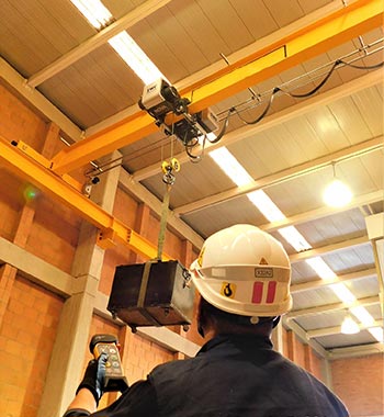 bridge-crane_oscarfvp_von_Pixabay